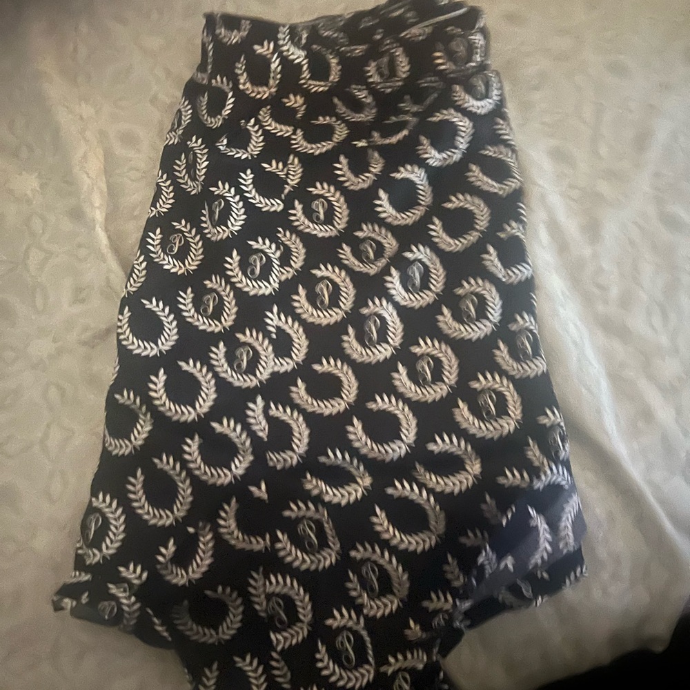 VICTORIA SECRET SILK BOXERS
